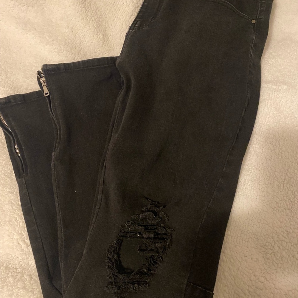 Men black jeans size 32